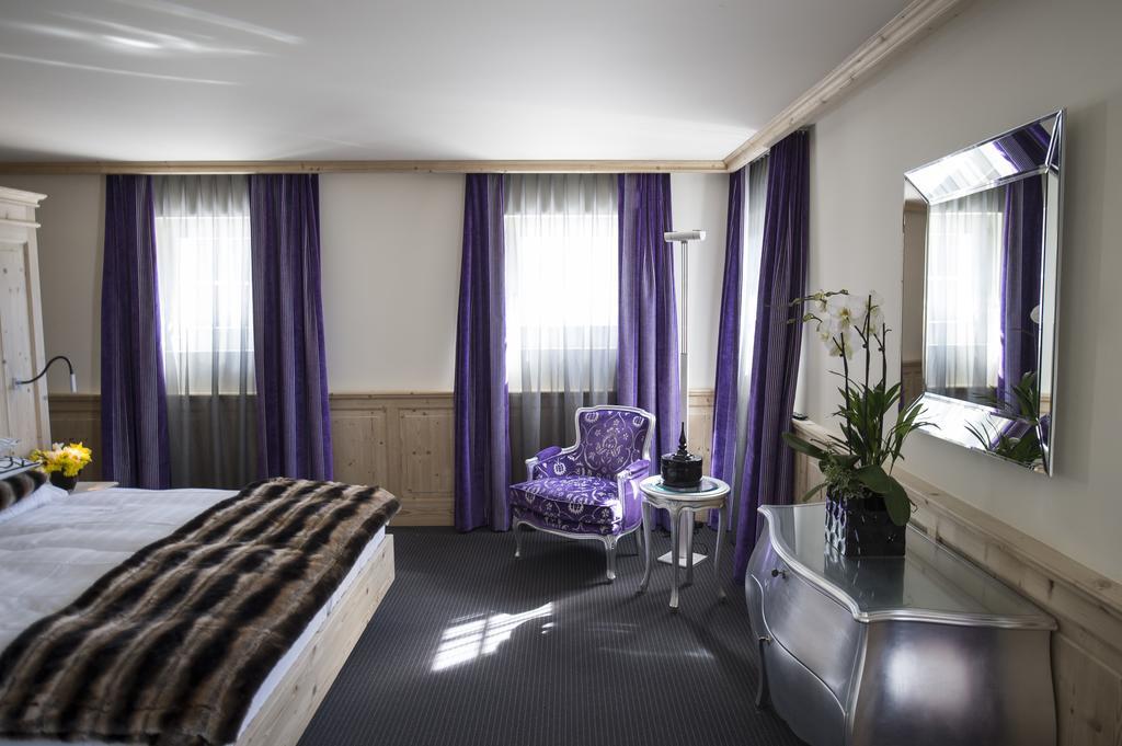Hotel Weiss Kreuz Malans Zimmer foto